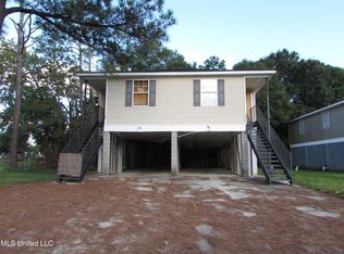 930 Park View Pl #B & A, Gulfport, MS 39507