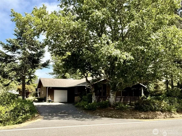 504 Duck Lake Drive SE, Ocean Shores, WA 98569