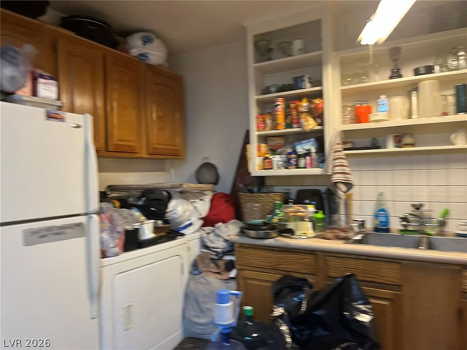 2nd image of 634 N 4th St