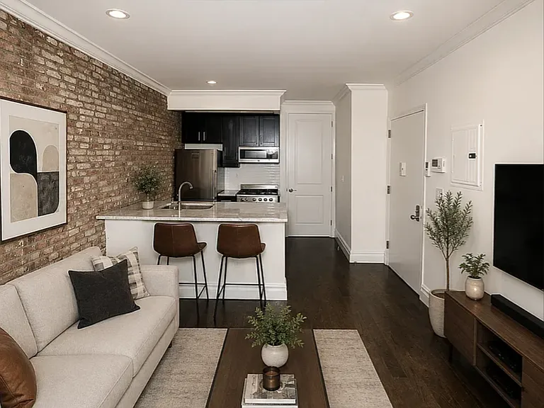 133 E 4th St #2213 — Photo 1