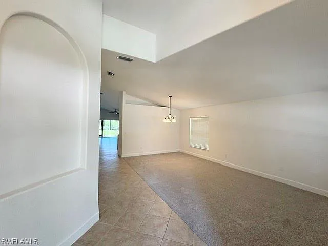 3 bed, 2.0 bath, 2100 sqft, $2,795 — Photo 2