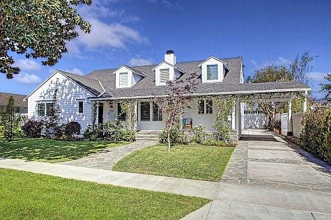 2nd image of 7711 Alverstone Ave