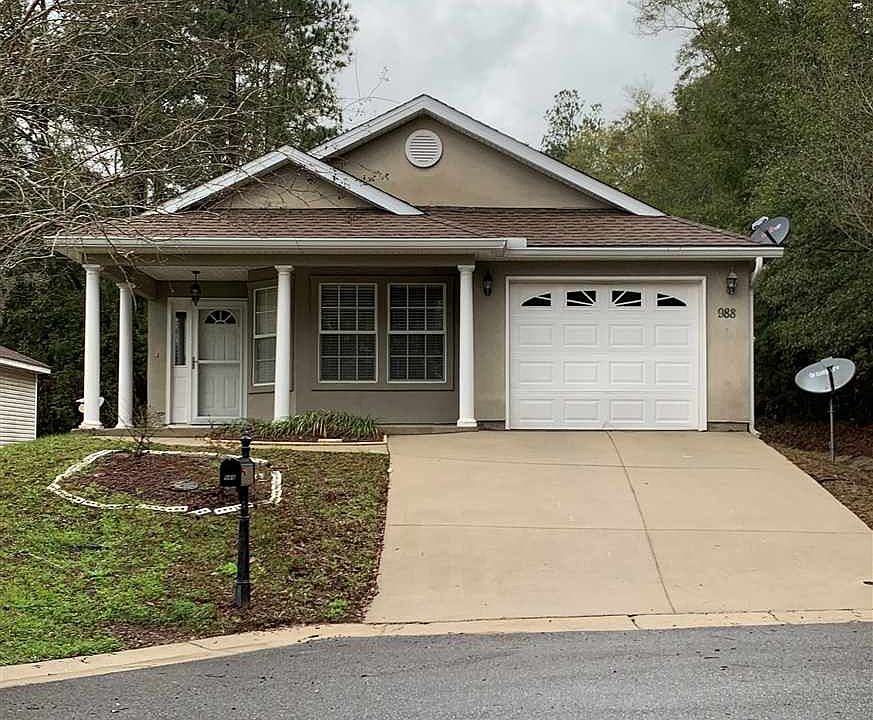 1st image of 988 Beaver Creek Way