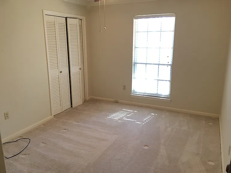 445 Shoshone Dr — Photo 9