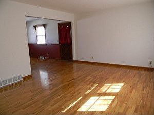 3rd image of 3205 Morningside Dr