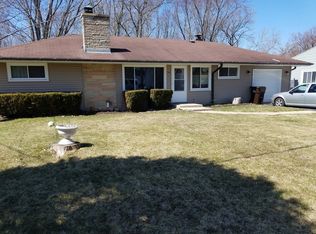 703 Hilltop Blvd, McHenry, IL 60050