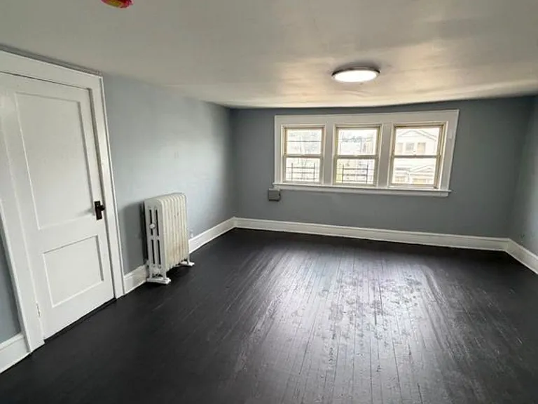 179 Isabella Ave #3F — Photo 3