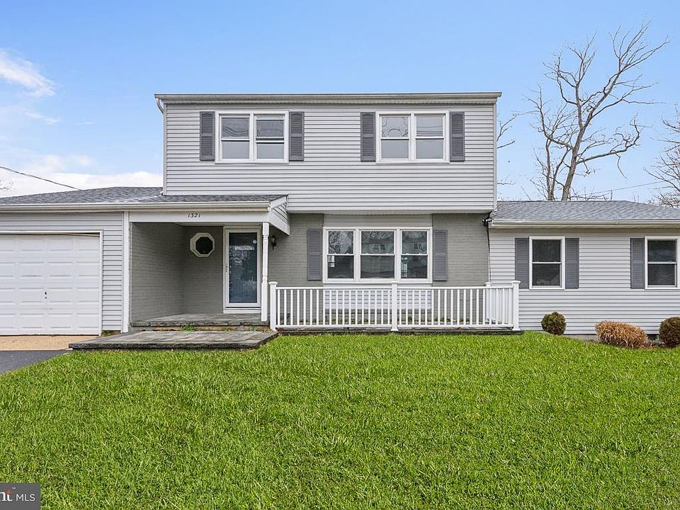 1st image of 1321 Hunter Blvd