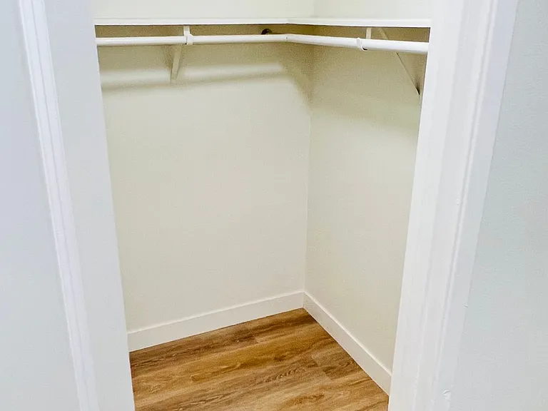 Tustin Palms Apartment Homes — Photo 27