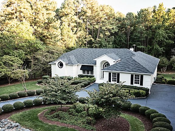 5th image of 1823 Grande Oaks Rd