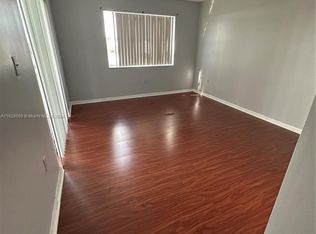 8600 SW 212th St APT 306, Cutler Bay, FL 33189