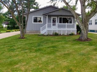 3752 Orchard St, Mogadore, OH 44260