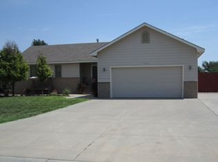 3102 Foxfire Dr, Dodge City, KS 67801