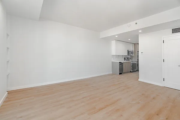 Rented by Modern Spaces | media 14