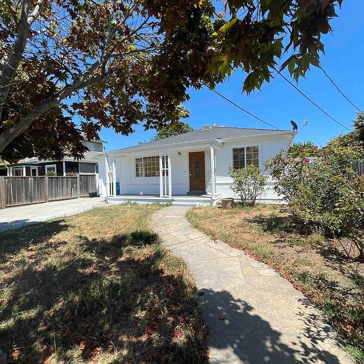 1st image of 312 Azalia Dr