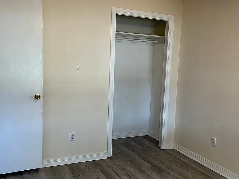 1st bedroom