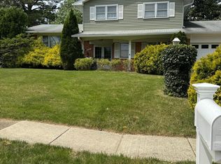 6301 Shopton Ct, Temple Hills, MD 20748