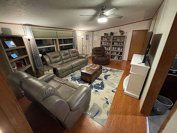 2nd image of 201 Nill St