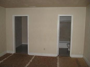 3rd image of 717 Marshall Ave