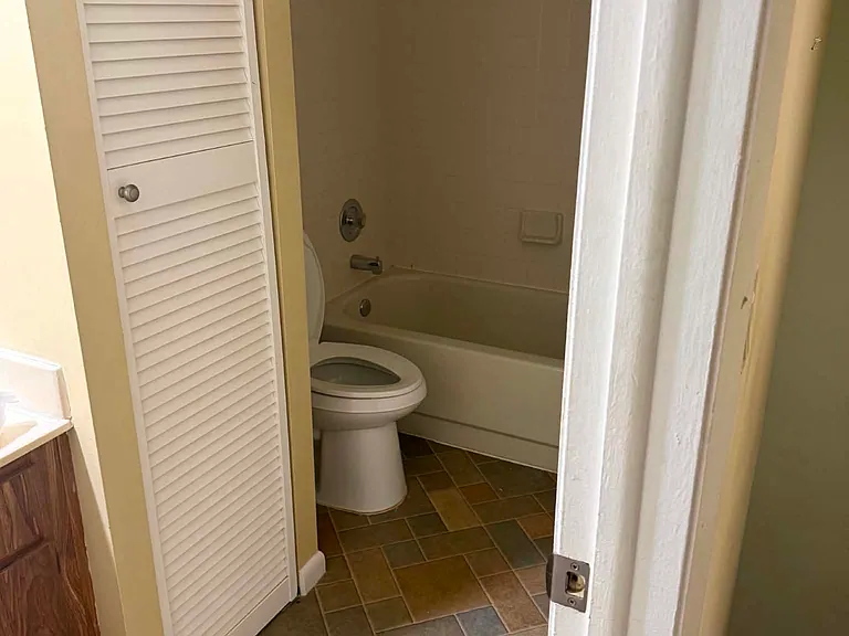 2603 2nd Ct — Photo 8