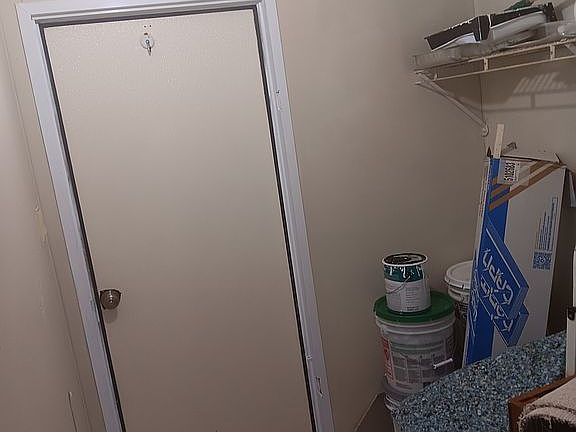 5th image of 8902 Chapel Hill Ct