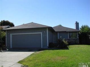 2334 Pinercrest Dr, Santa Rosa, CA 95403