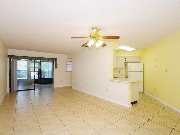 5th image of 3603 Atrium Dr #102