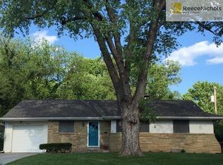 7809 Terrace St, Kansas City, MO 64114