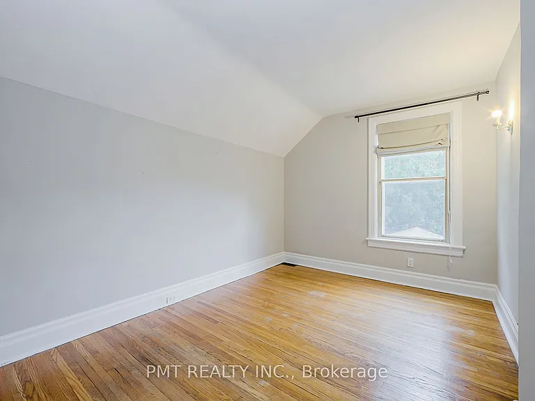 47 Herbert Ave — Photo 29