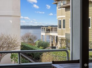 22211 6th Ave S APT 101, Des Moines, WA 98198