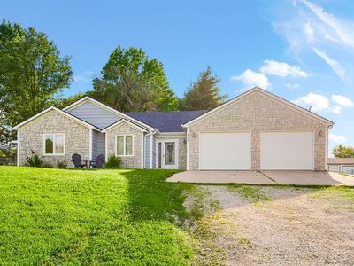 980 East St, Tonganoxie, KS, 66086