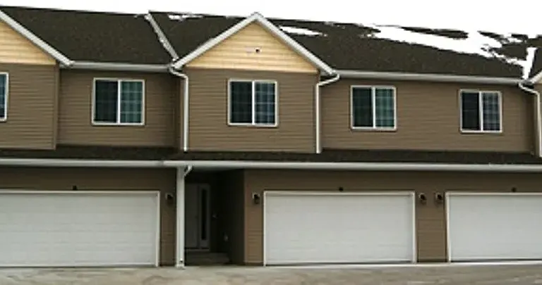 Westport Beach Townhomes — Photo 3