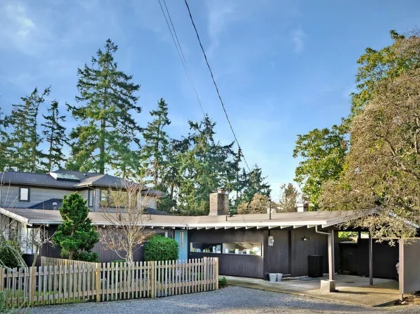 1250 6th St W, Kirkland, WA 98033