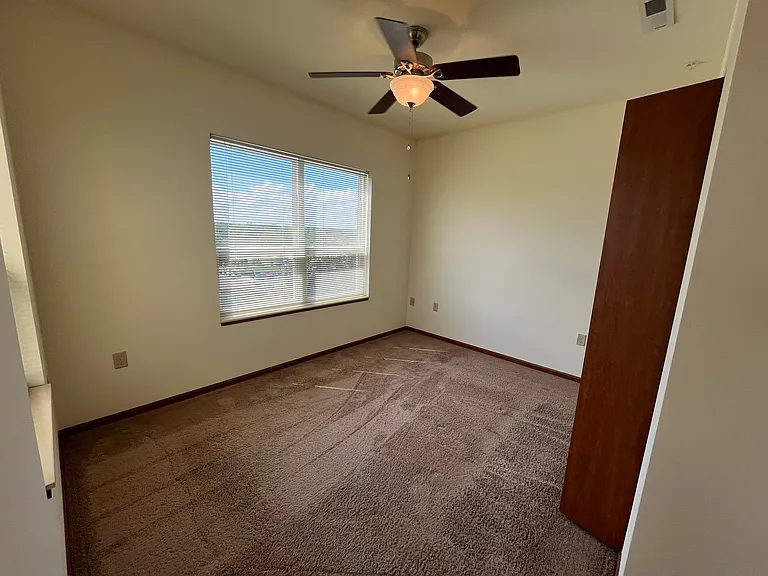 Granite Ridge Apartments — Photo 14