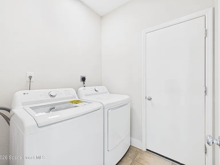 6106 Indigo Crossing Dr — Photo 23