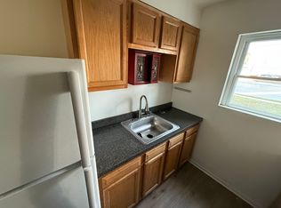 2295 Warrensville Center Rd APT 3, Cleveland, OH 44118