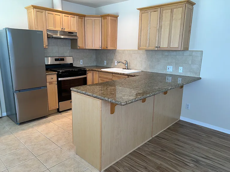 1319 Portola Ave #C — Photo 1