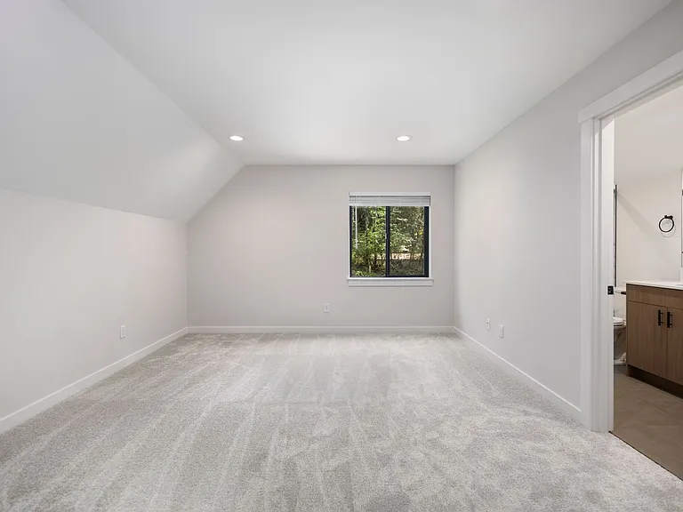 18545 Woodside Dr SE — Photo 26