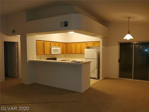2nd image of 1505 Blackcombe St Unit 203