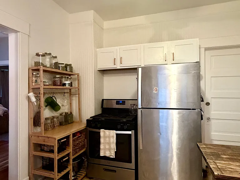 101 Burr Oak St NE #1 — Photo 5
