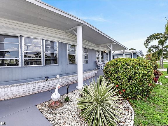 2nd image of 5201 Forest Park Dr