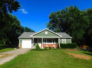 15805 Kay Ave, Belton, MO 64012
