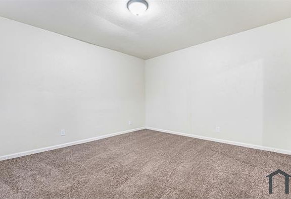 4th image of 1137 E 58th St #5