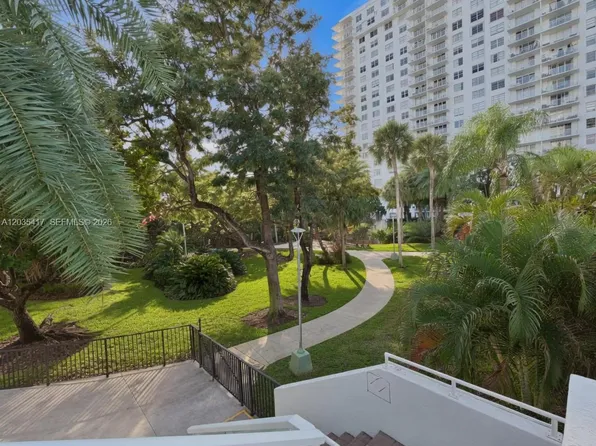 2801 NE 183rd St APT 202W, Aventura, FL 33160