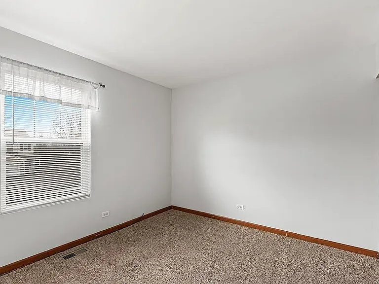 2260 Flagstone Ln — Photo 30