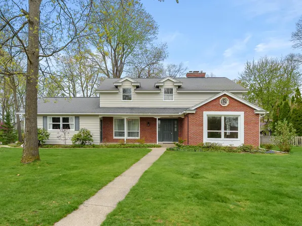 6428 Applewood St, Portage, MI 49024
