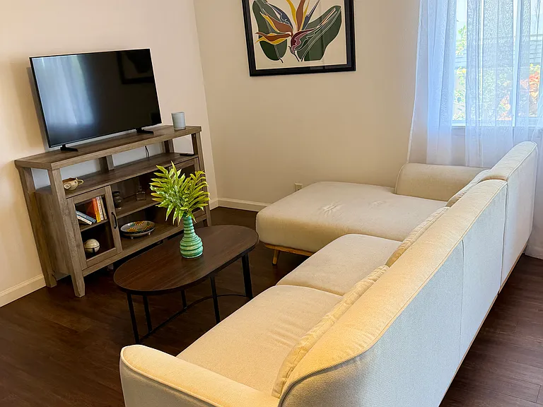 622 Hanale Pl #B — Photo 2