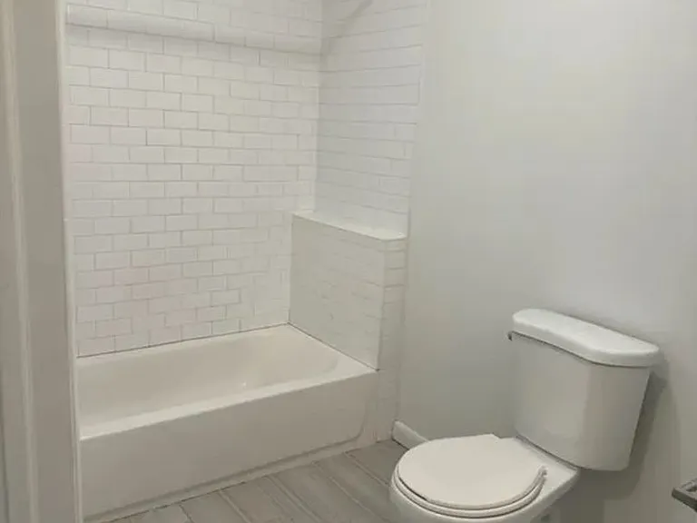 Newly Renovated Temple Student Housing — Photo 7