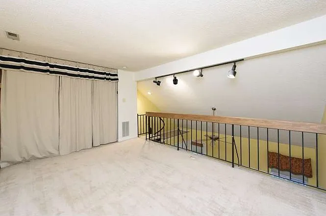 421 Cannon Ct — Photo 18