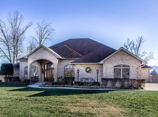 300 Golf Trace Dr, Greeneville, TN 37743
